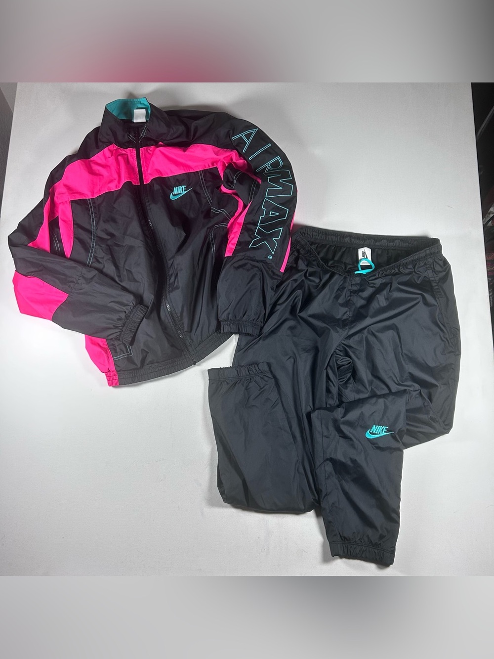 Men's Nike Jogger Tracksuit Set Tags: M (jacket Fits XL Pants M/L) Colorblock -